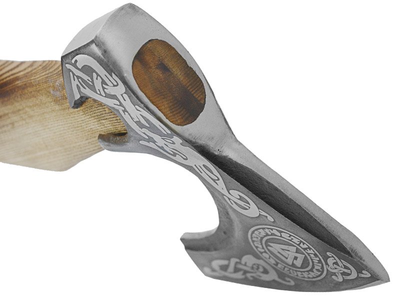 Machado nórdico VIKINGS para colecionador em aço carbono. Empunhadura em madeira pinho de riga, 49 cm