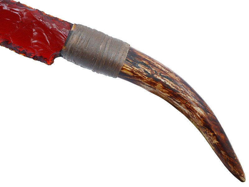 Faca para colecionador em Obsidiana. Empunhadura em chifre de cervo, 26 cm