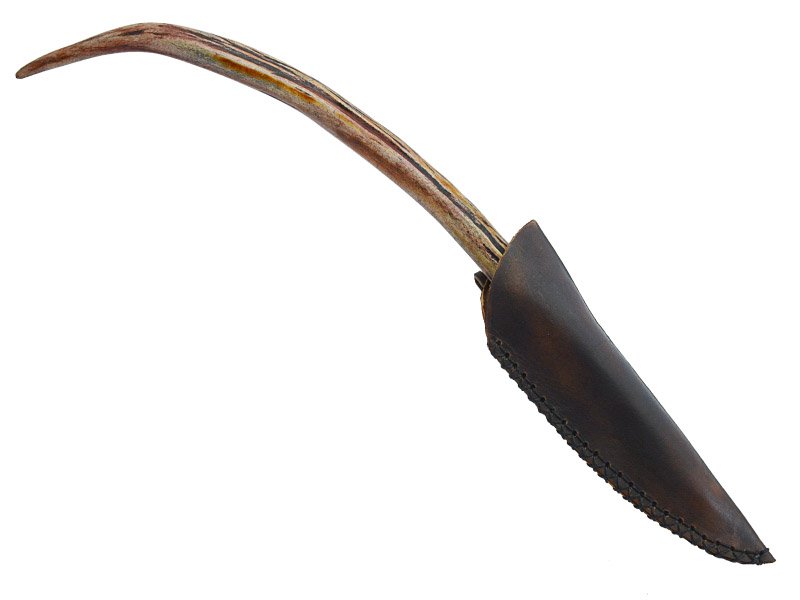 Faca para colecionador em Obsidiana. Empunhadura em chifre de cervo, 40 cm