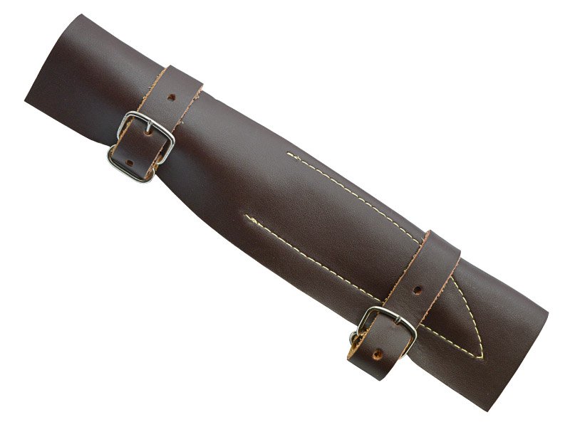 Conjunto de faca e garfo para colecionador em aço damasco. Empunhadura em chifre de boi