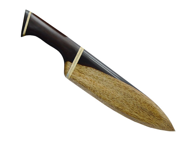 Conjunto Master com 4 peças para colecionador composto por 1 facas grande, 1 faca média, 1 garfo e 1 chaira em aço inoxidável. Empunhadura em madeira de jacarandá da Bahia.