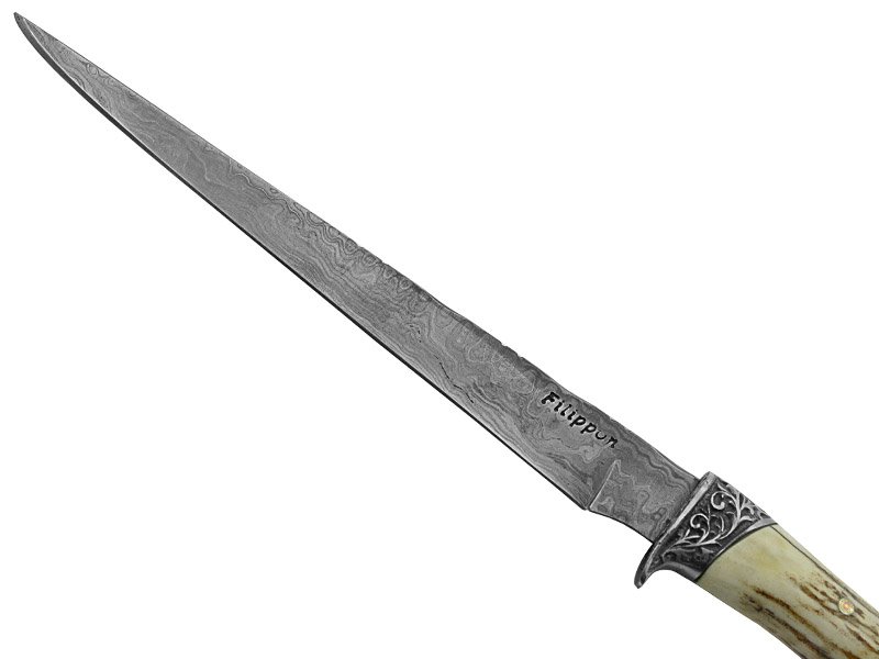 Adelar Filippon faca sangradeira para colecionador forjada em aço damasco. Empunhadura em chifre de cervo, 35 cm