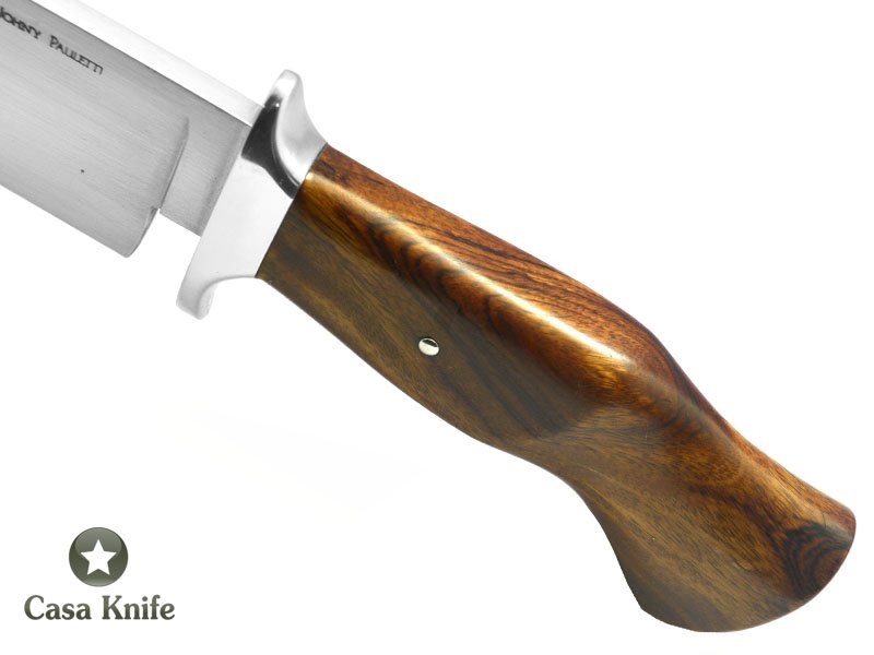 Johny Pauleto , Faca Bowie para colecionador forjada em aço 5160, com Empunhadura em Pau-Ferro gaúcho, 39 cm