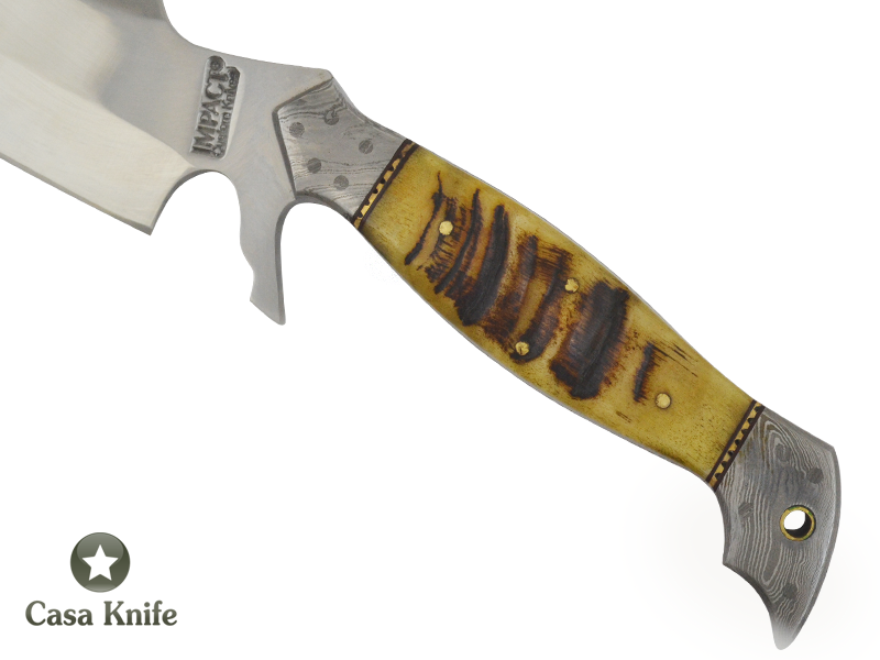 Faca Bowie Full Tang Tubarão, para colecionador forjado em aço D2. Empunhadura em Chifre de Carneiro, 32 cm