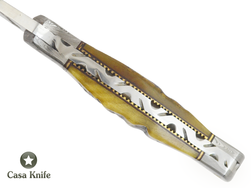 Faca Bowie Full Tang Tubarão, para colecionador forjado em aço D2. Empunhadura em Chifre de Carneiro, 32 cm