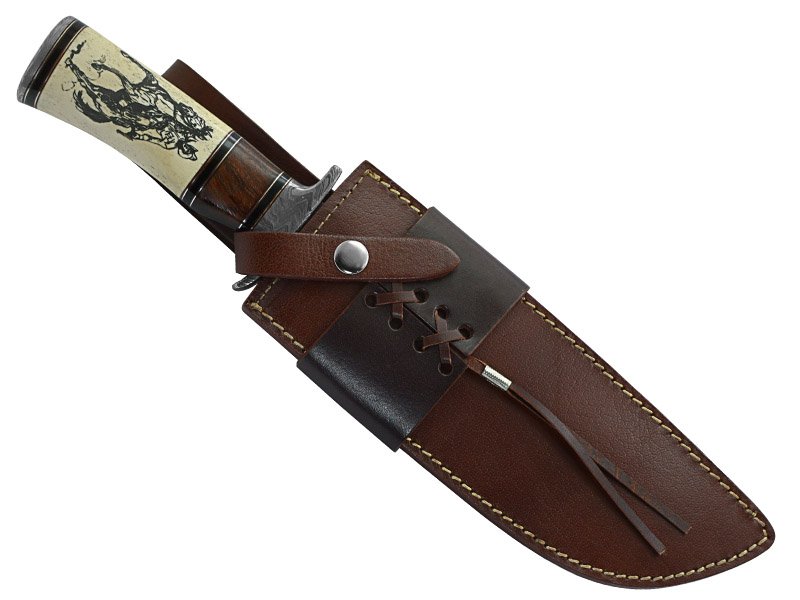 Faca bowie para colecionador em aço damasco. Empunhadura em osso de boi e Nogueira 36 cm
