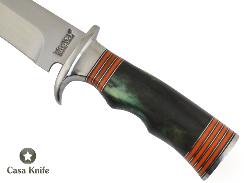 Faca Bowie para colecionador forjado em aço D2 / 60 HCR. Empunhadura em Osso de Boi e Resina. 28 cm