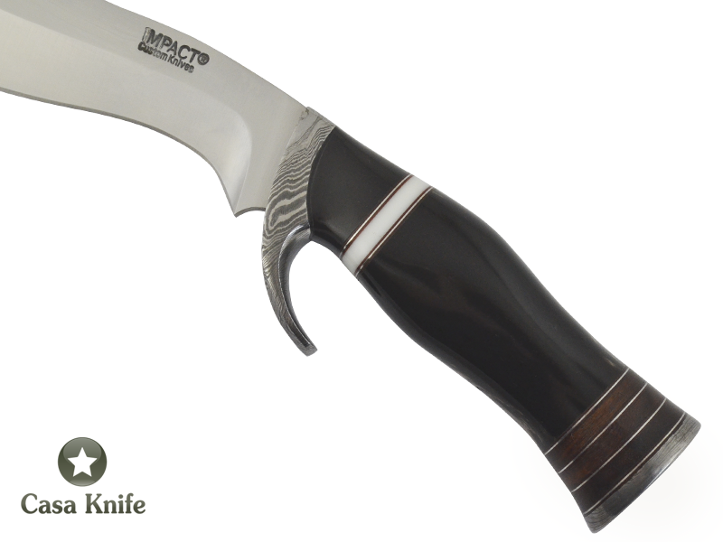 Faca Bowie para colecionador forjado em aço D2/ 60 HCR. Empunhadura em Chifre de Búfalo com Madeira e Resina, 35 cm