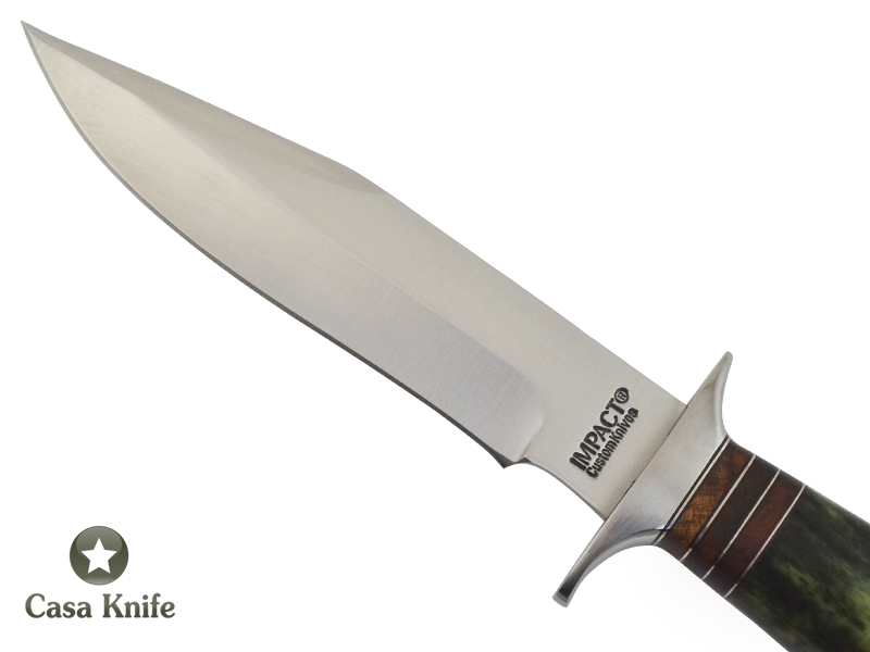 Faca Bowie para colecionador forjado em aço D2/ 60 HCR. Empunhadura em Chifre de Búfalo tingido com Madeira estabilizada, 29 cm