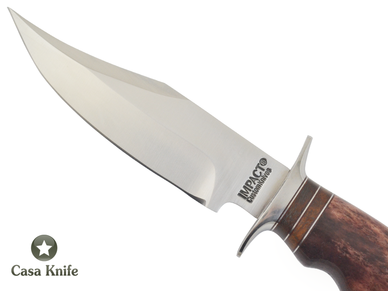 Faca Bowie para colecionador forjado em aço D2/ 60 HCR. Empunhadura em Osso de Boi e Radica Imbuia, 26 cm