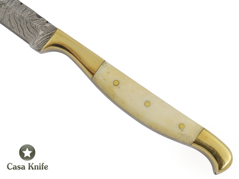 Faca cheff para colecionador em aço damasco. Empunhadura em Osso de Boi, 21 cm