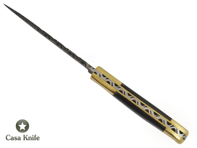 Faca cheff para colecionador em aço damasco. Empunhadura em Chifre de búfalo, 21 cm