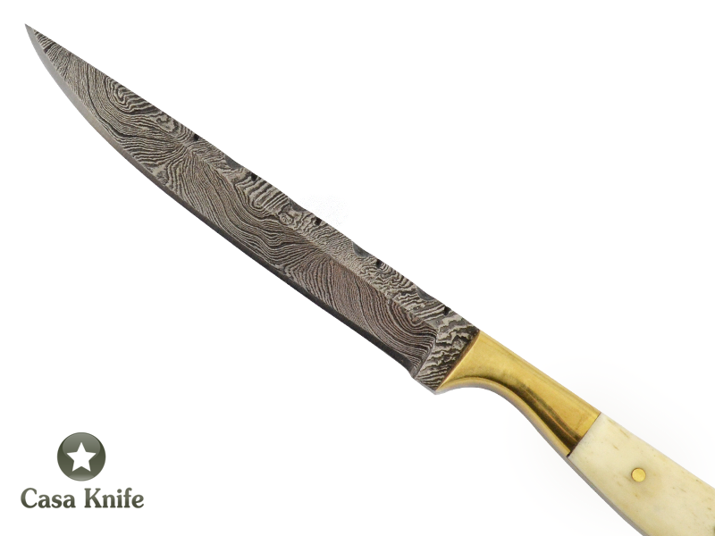 Faca cheff para colecionador em aço damasco. Empunhadura em Osso de Boi, 21 cm