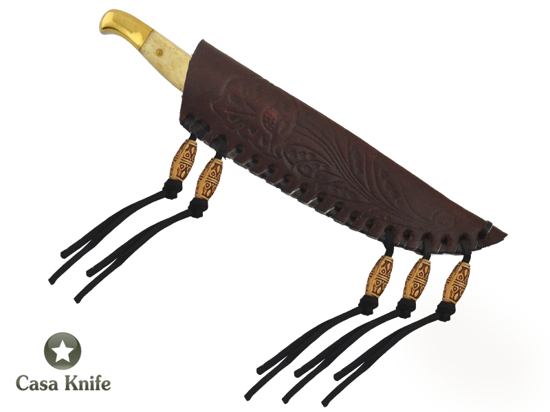 Faca cheff para colecionador em aço damasco. Empunhadura em Osso de Boi, 21 cm