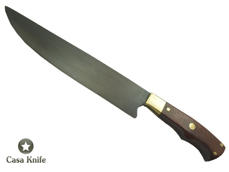 Faca Cheff para colecionador forjada em aço 5160 com oxidação preta. Empunhadura em Cedro, 38 cm