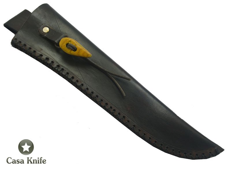 Faca Cheff para colecionador forjada em aço 5160 com oxidação preta. Empunhadura em Louro Faia. 38 cm