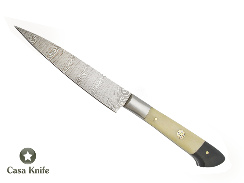 Faca Cheff para colecionador forjado em aço damasco. Empunhadura em Chifre de Búfalo e Osso de Camelo, 24 cm