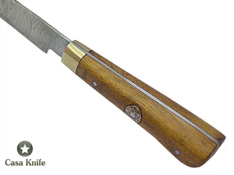 Faca Cheff para colecionador forjada em aço damasco. Empunhadura em madeira de Jaqueira, 24 cm