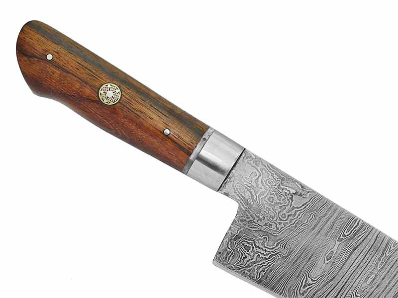 Faca Cheff para colecionador forjado em aço damasco. Empunhadura em madeira de tapicurú, 38 cm