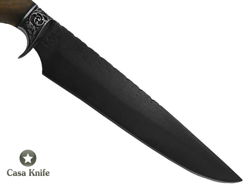 Faca churrasco Monte Cristo para colecionador forjado em aço 1080 fosfatizado. Empunhadura em Canela, 38 cm