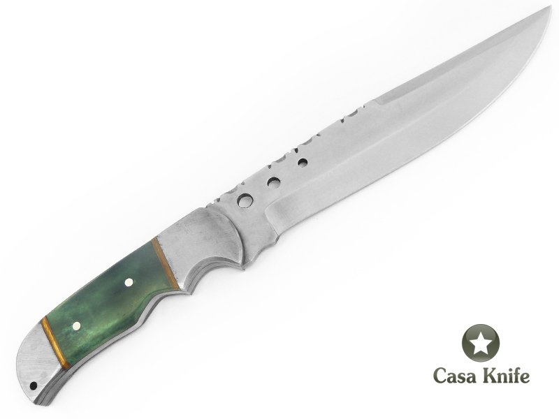 Faca em aço inoxidável com empunhadura em osso de camelo tingido 34 cm