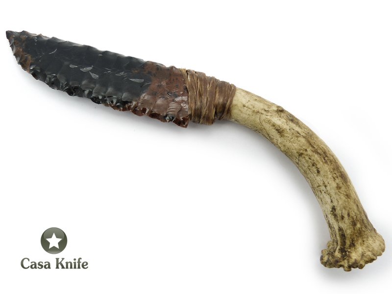 Faca em obsidiana com empunhadura em chifre de cervo 19 cm