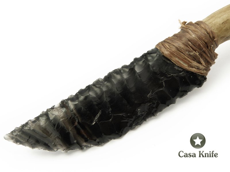 Faca em Obsidiana com empunhadura em chifre de cervo 20 cm