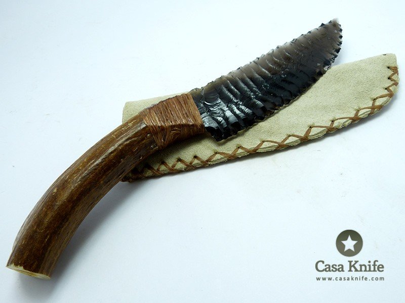 Faca em Obsidiana com empunhadura em chifre de cervo 25 cm