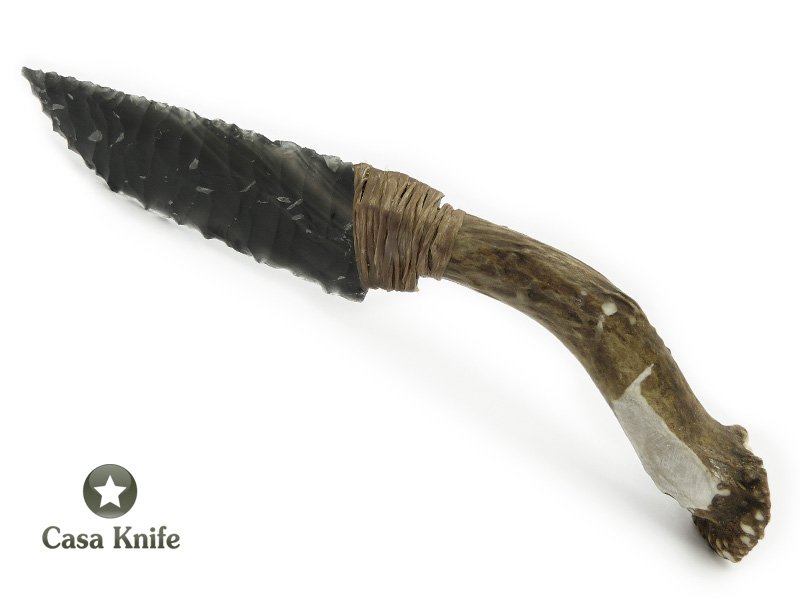 Faca em Obsidiana preta com empunhadura em chifre de cervo 21 cm