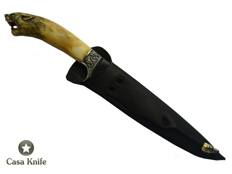 Faca Gaúcha para colecionador forjado em aço Go Mai, 3 barras com aço 1070 e 2 inox 304. Empunhadura em Chifre de Cervo esculpido, 34 cm