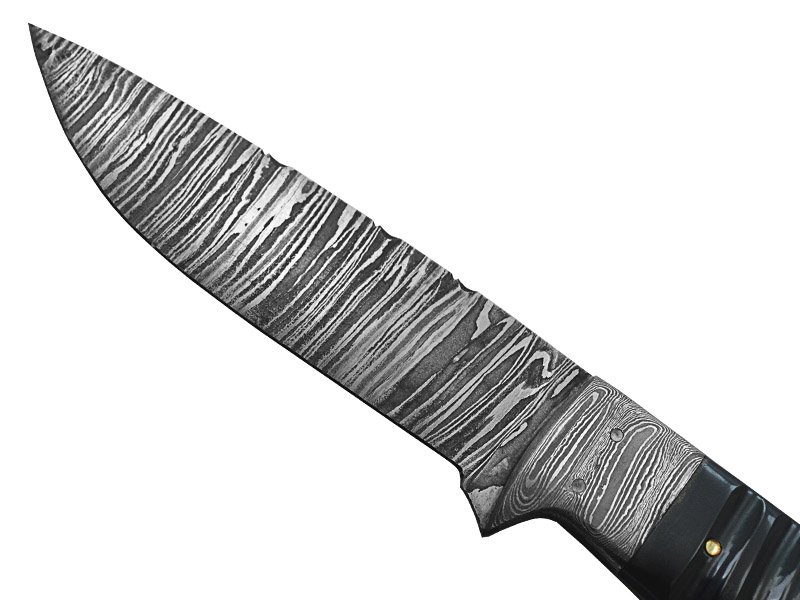 Faca hunting para colecionador em aço damasco. Empunhadura em osso de búfalo, 24 cm
