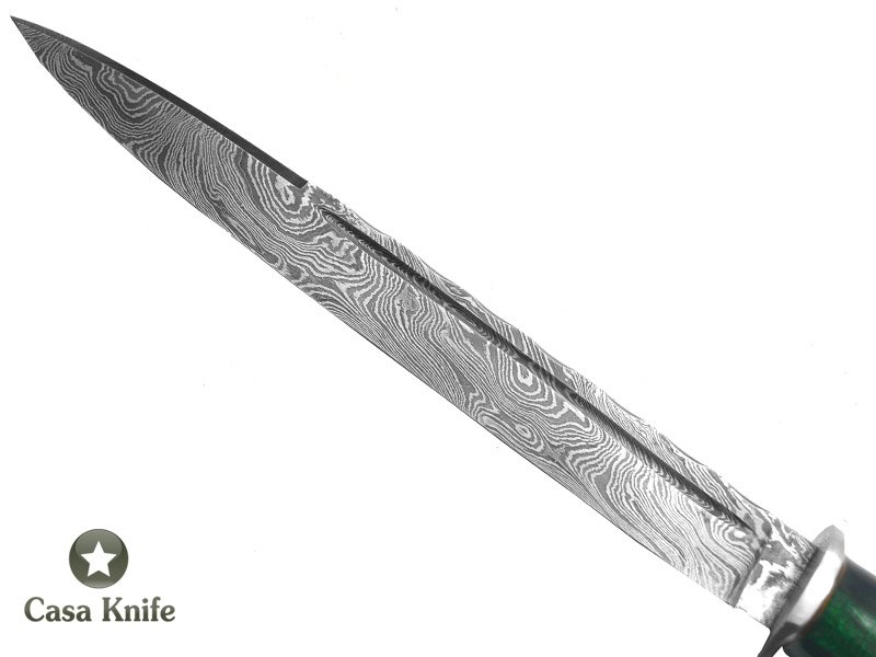 Faca Javalizeira para colecionador forjada em aço damasco. Empunhadura em Jacaranda Bahia com Resina, 38 cm