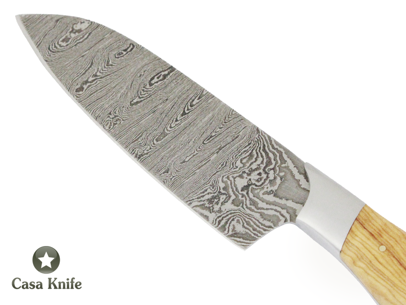 Faca Master Cheff para colecionador forjada em aço damasco, com Empunhadura em Madeira de Oliveira estabilizada e Chifre de Boi, 29 cm