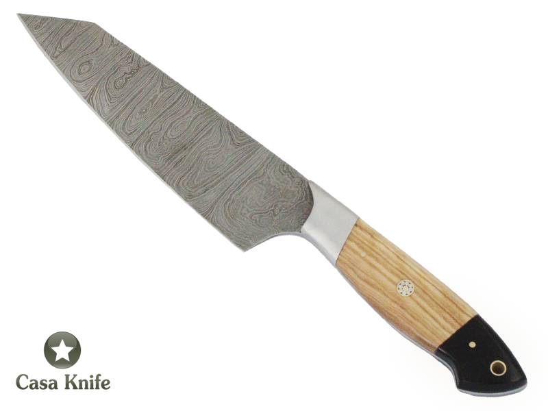 Faca Master Cheff para colecionador forjada em aço damasco, com Empunhadura em Madeira de Oliveira estabilizada e Chifre de Boi. 32 cm