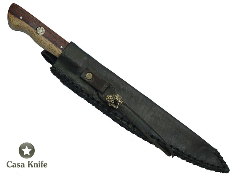 Faca Master Cheff para colecionador forjada em aço damasco. Empunhadura em madeira de murici, 29 cm