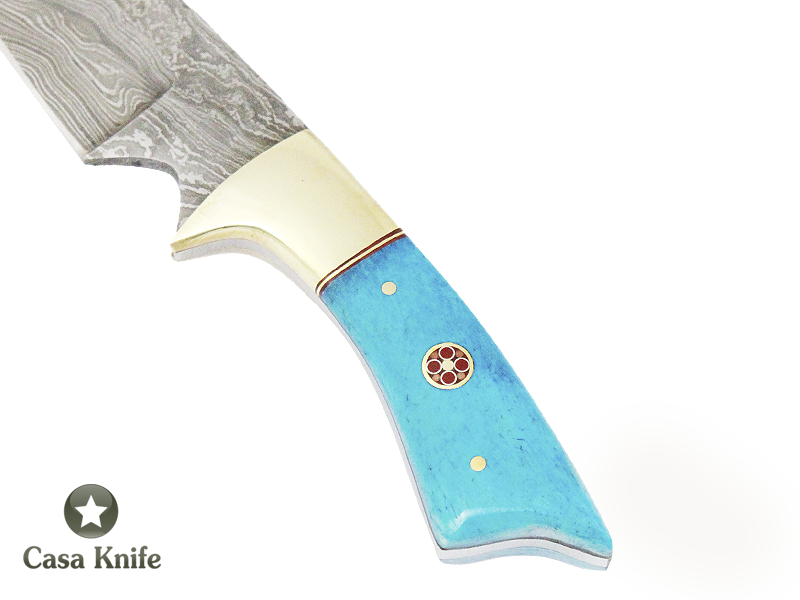 Faca Master Cheff para colecionador forjado em aço damasco. Empunhadura em Osso Tingido, 20 cm