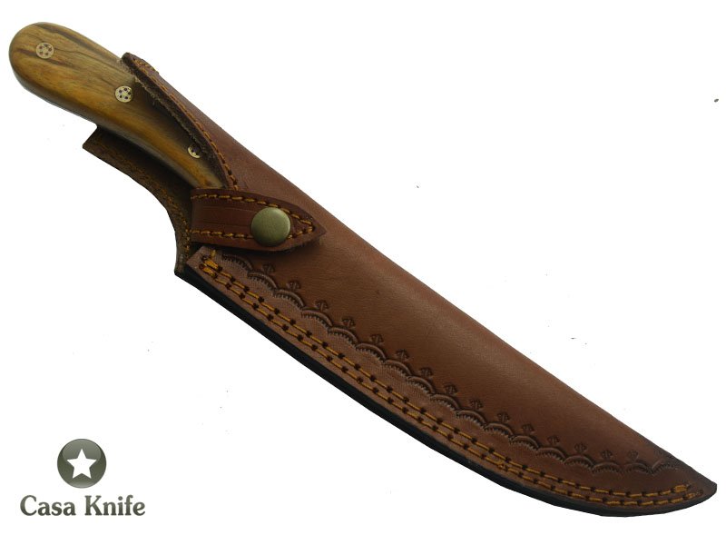 Faca para churrasco para colecionador forjado em aço damasco. Empunhadura em Oliveira, 30 cm