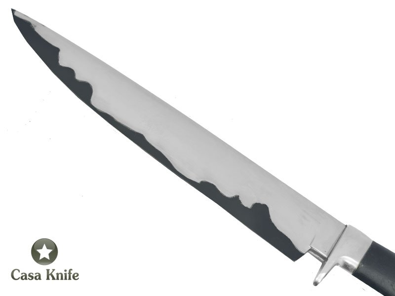 Faca para colecionador forjado em aço San Mai com 10 polegadas com oxidaçao preta. Empunhadura em Ébano, 31 cm