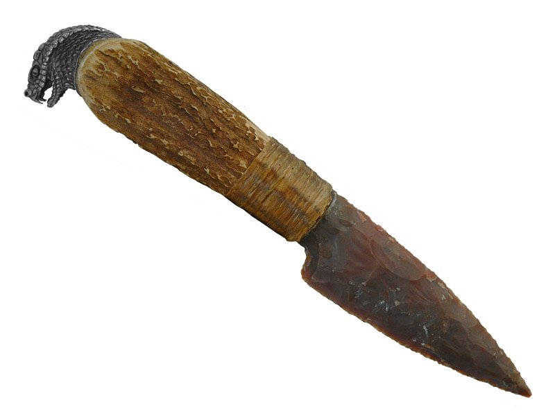 Faca para colecionador em Obsidiana. Empunhadura em chifre de cervo, 25 cm