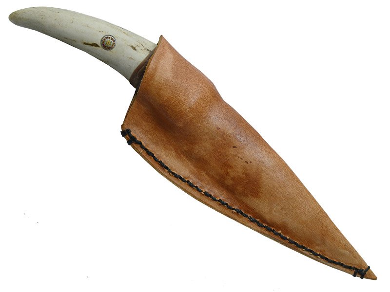 Faca para colecionador em Obsidiana. Empunhadura em chifre de cervo, 24 cm