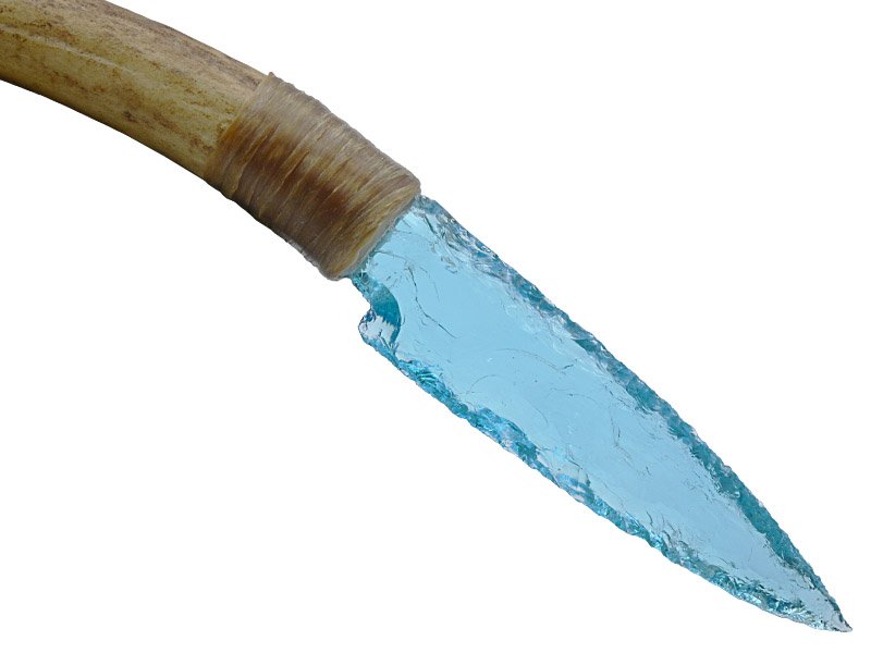 Faca para colecionador em Obsidiana. Empunhadura em chifre de cervo, 30 cm