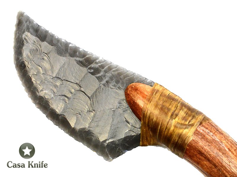 Faca para colecionador em Obsidiana com empunhadura em chifre de cervo, 17 cm