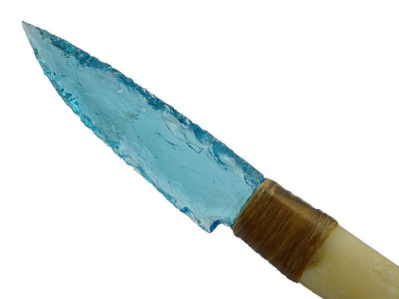 Faca para colecionador em Obsidiana. Empunhadura em osso de cabrito, 26 cm