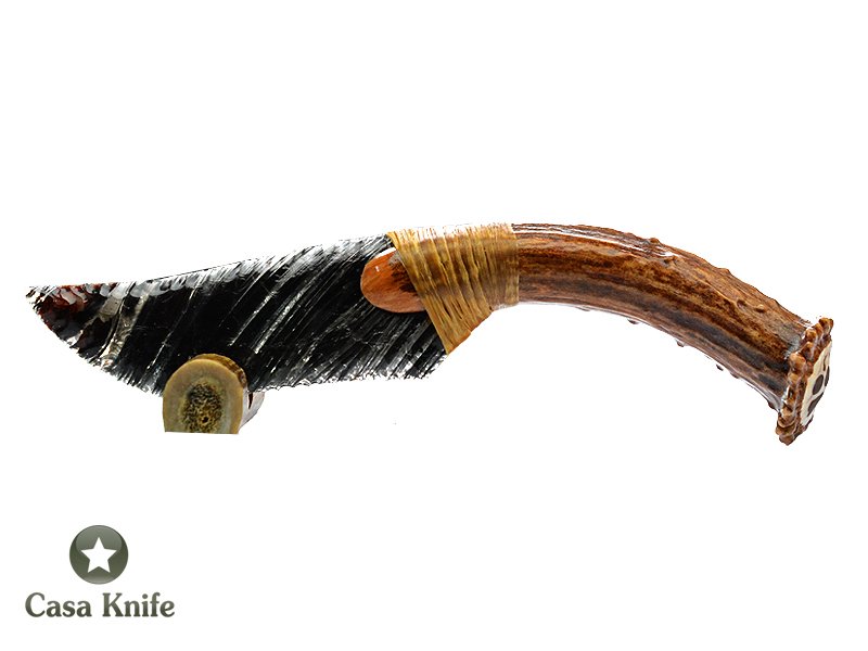 Faca para colecionador em Obsidiana Negra com empunhadura em chifre de cervo, 18 cm