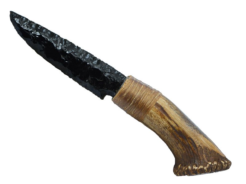 Faca para colecionador em Obsidiana preta. Empunhadura em chifre de cervo, 29 cm