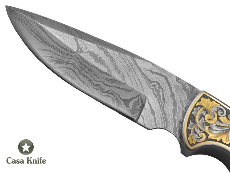 Faca para colecionador forjado em aço damasco. Empunhadura em Ébano Africano, 25 cm