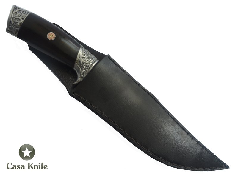 Faca para colecionador forjado em aço Go Mai em 5 camadas, 3 em aço 6160 e 2 em aço inox 420. Empunhadura Macaranduba, 28 cm