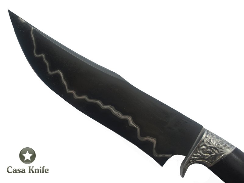 Faca para colecionador forjado em aço Go Mai em 5 camadas, 3 em aço 6160 e 2 em aço inox 420. Empunhadura Macaranduba, 28 cm