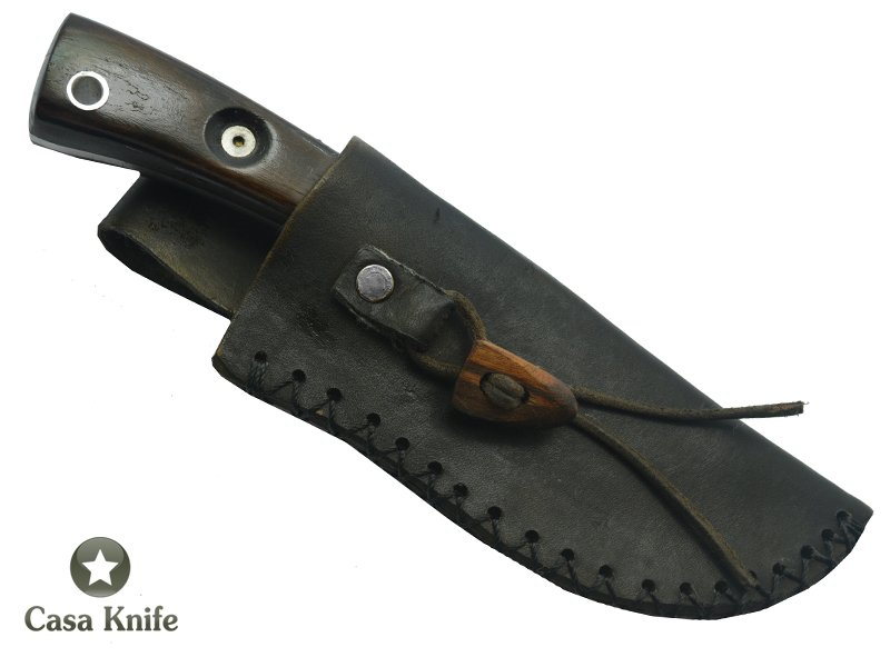 Faca Skinner Monte Cristo para colecionador forjado em aço 1075. Empunhadura em Madeira Bruna. 19 cm