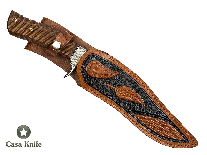 Faca Bowie para colecionador em aço D2 com empunhadura em radica de roseira esculpida, 32 cm